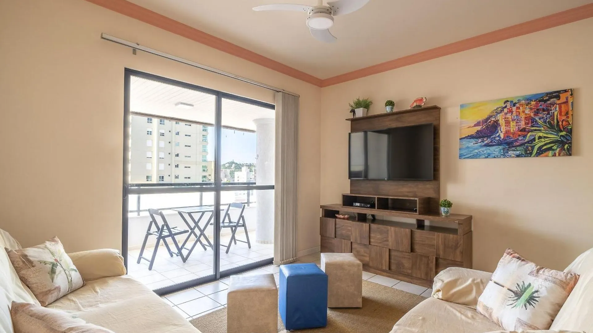 Apto Vista Mar C/ Churrasq. Em Itapema Gbl601