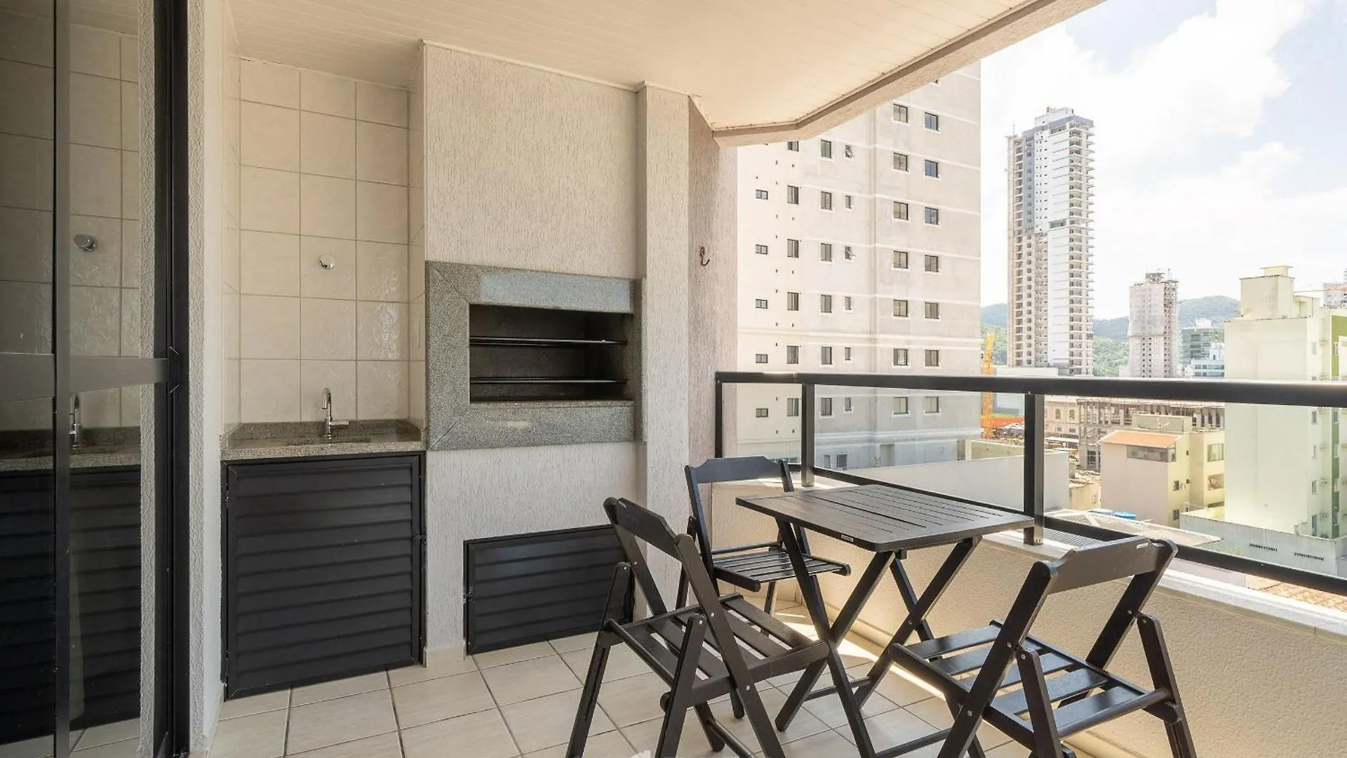 Apto Vista Mar C/ Churrasq. Em Itapema Gbl601 Apartment